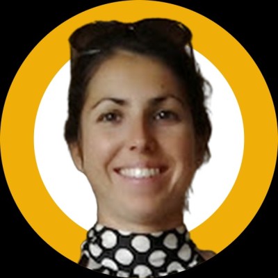 Portrait d'Amélie Marrone, fondatrice de Ventes-IA